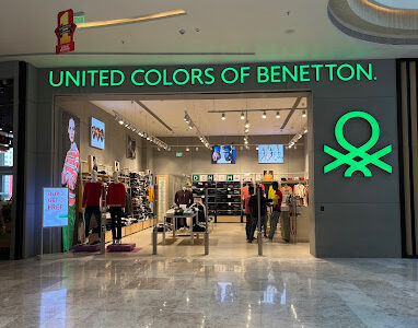 UNITED COLORS OF BENETTON