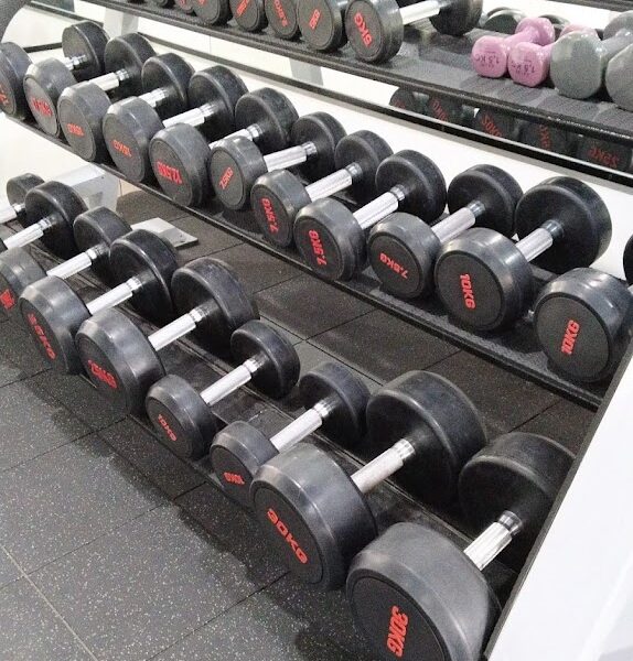 GRENADE GYM & SHUTTLE