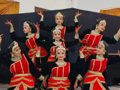 SHRESHTTA COSTUMES WORLD